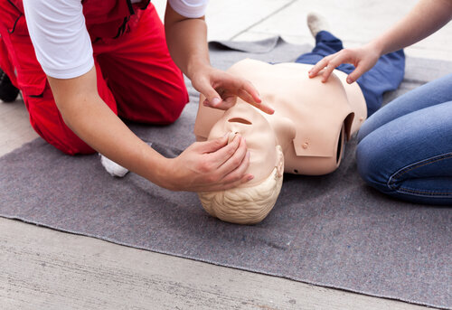 HOW-OFTEN-IS-FIRST-AID-REFRESHER-TRAINING-REQUIRED